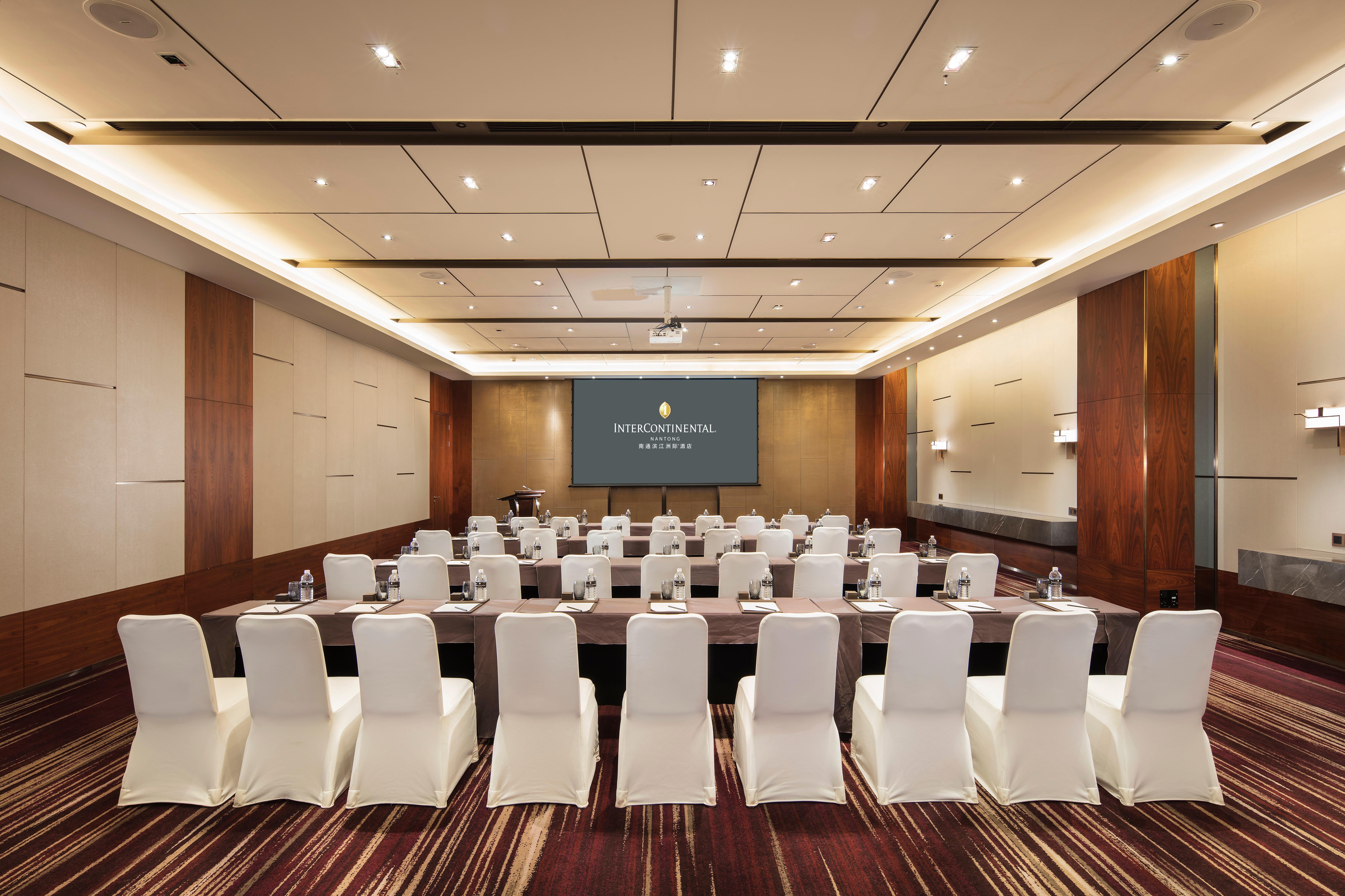 Intercontinental Nantong By Ihg-Best View Of Yangtze Exterior foto
