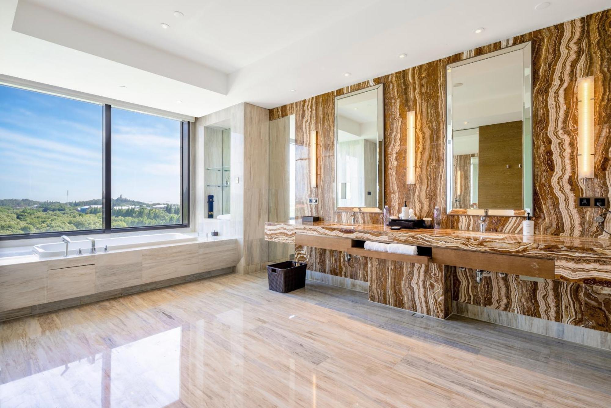 Intercontinental Nantong By Ihg-Best View Of Yangtze Exterior foto